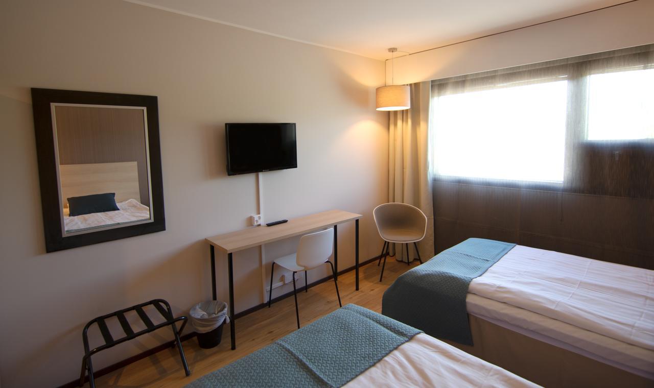 Hotel Kivitasku Kaarina Esterno foto