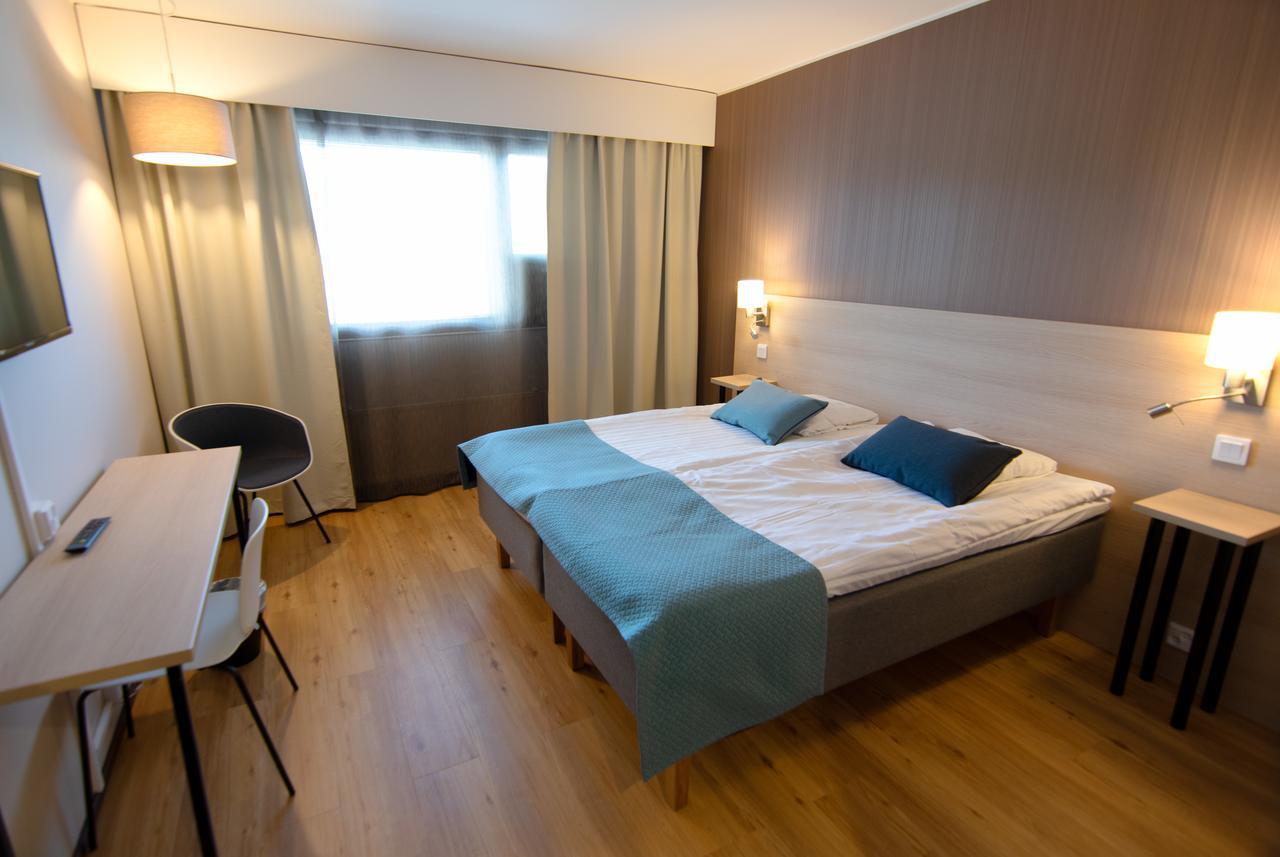 Hotel Kivitasku Kaarina Esterno foto